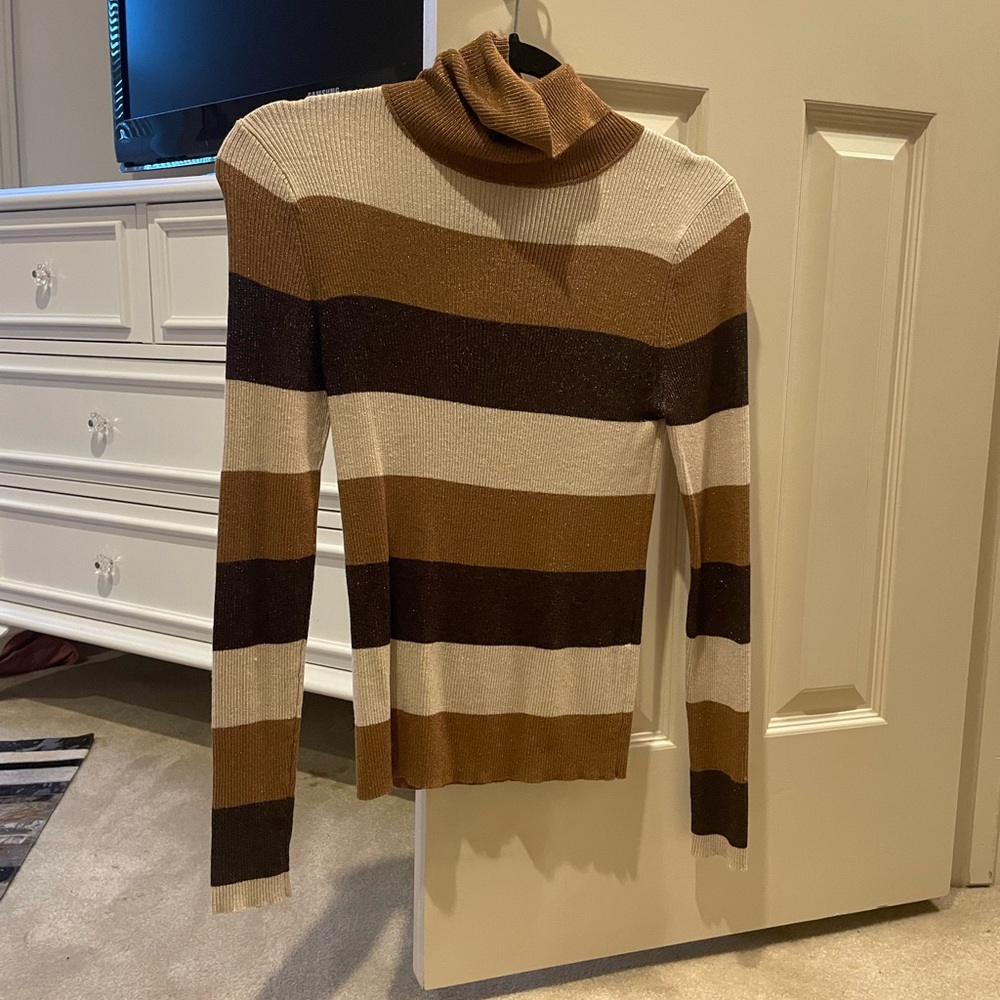 Banana Republic stripped sweater